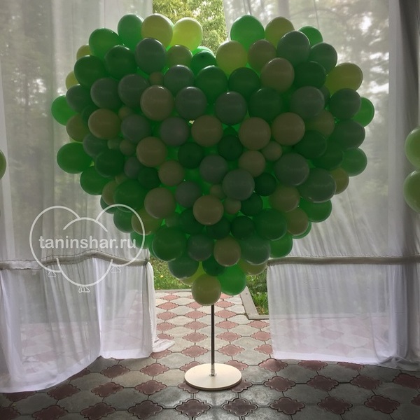Сердце из шаров на свадьбу